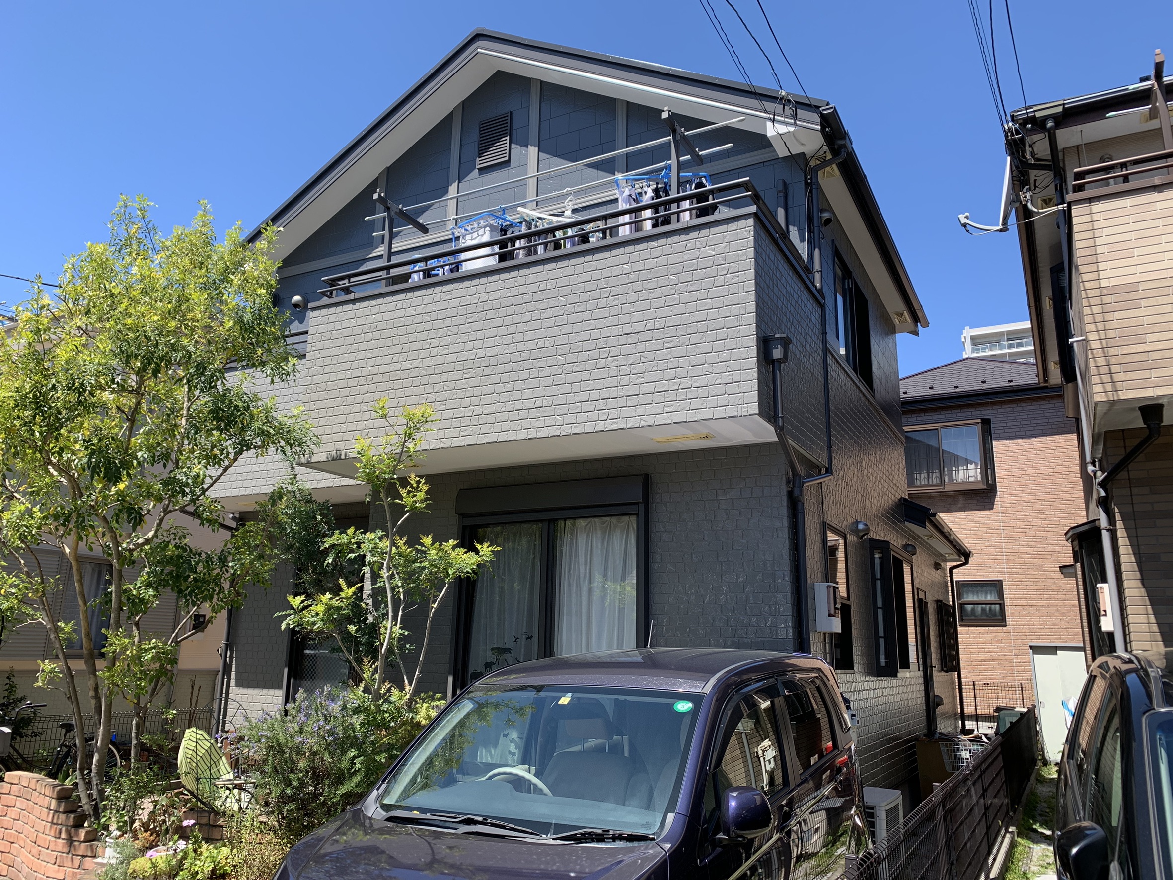 川越市T様邸　屋根、外壁塗装工事　屋根、外壁ラジカル3分つや有り塗料で塗装しました。