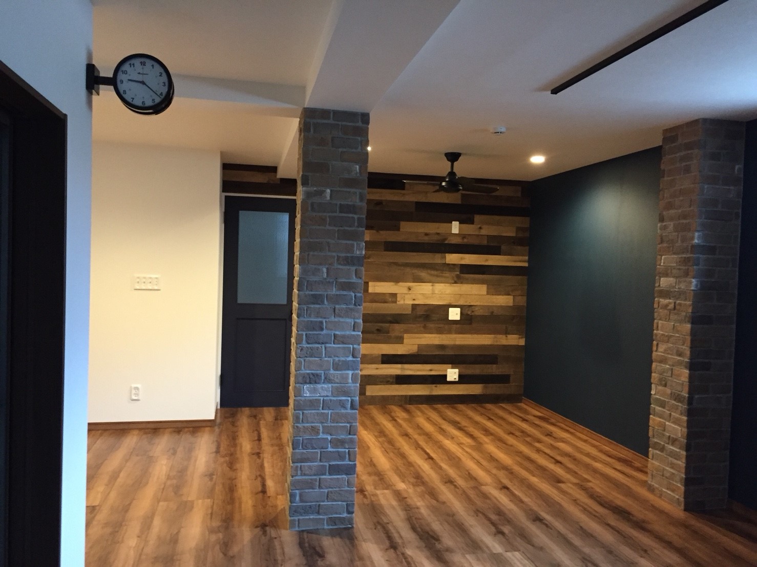 所沢市I様邸　飲食店だった空き店舗がオシャレな住居空間に生まれ変わりました。